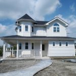 カバードポーチのある家