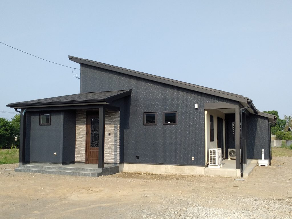 伊勢崎にモダンな平屋住宅が完成しました